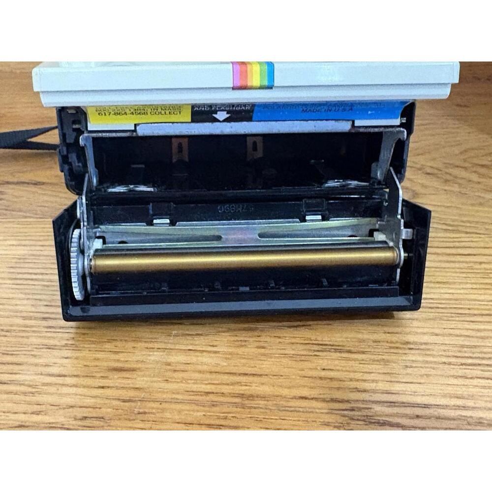 Polaroid SX-70 One Step Rainbow Untested Stripe Instant Film Land Camera Vtg - Picture 6 of 6